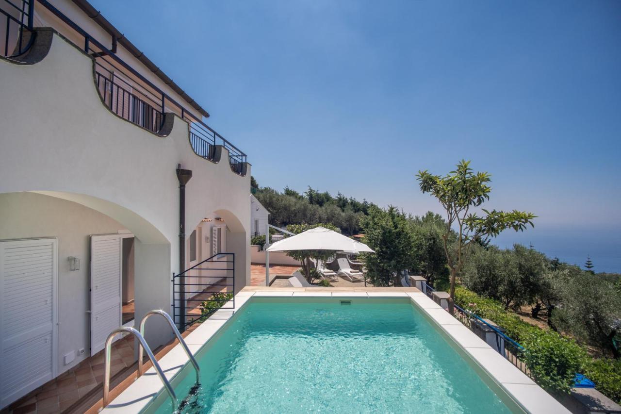 Villa La Luce 5 Bedrooms In The Town Center Massa Lubrense Exterior photo